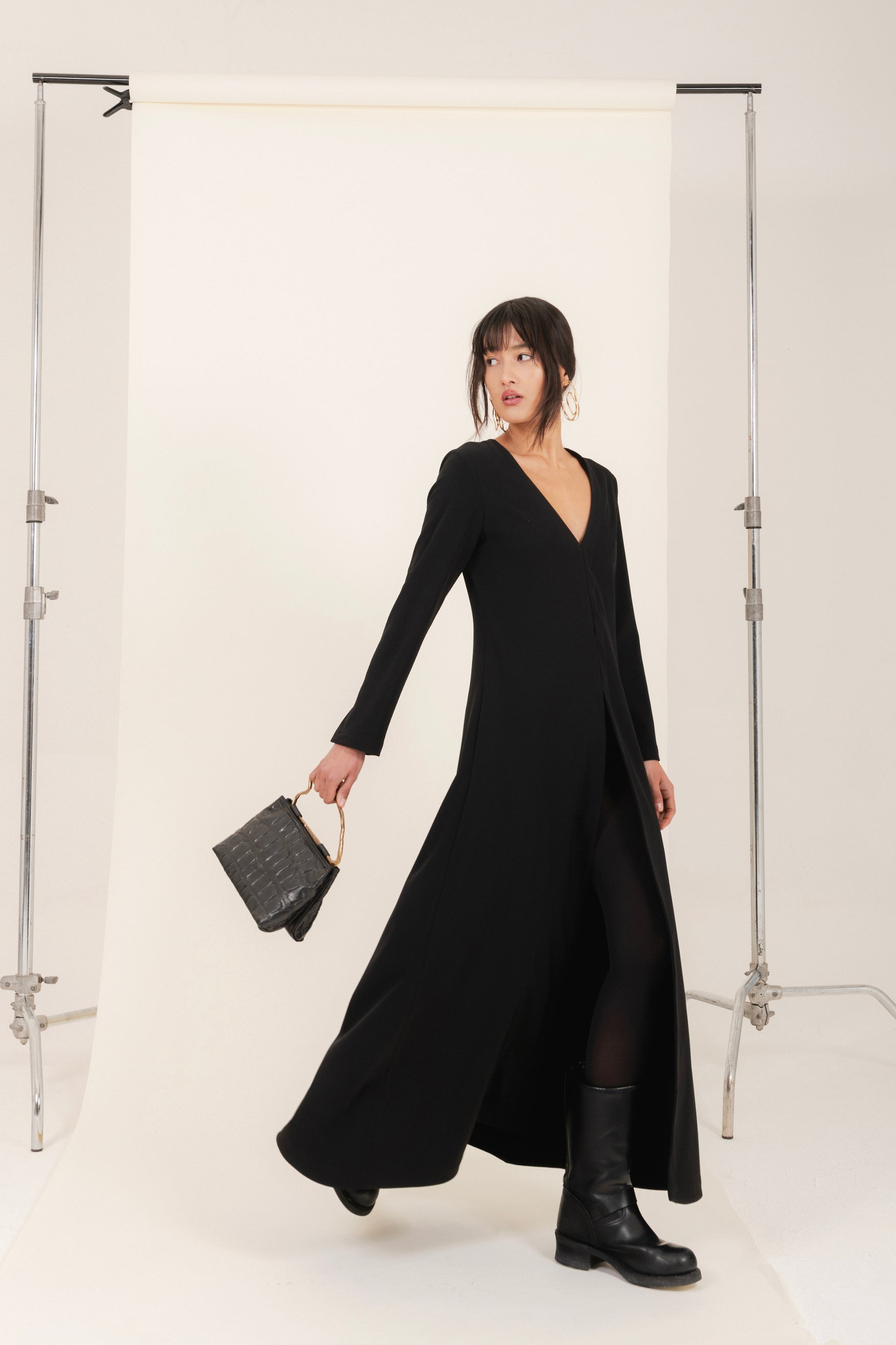 Abito lungo in crepe colore nero