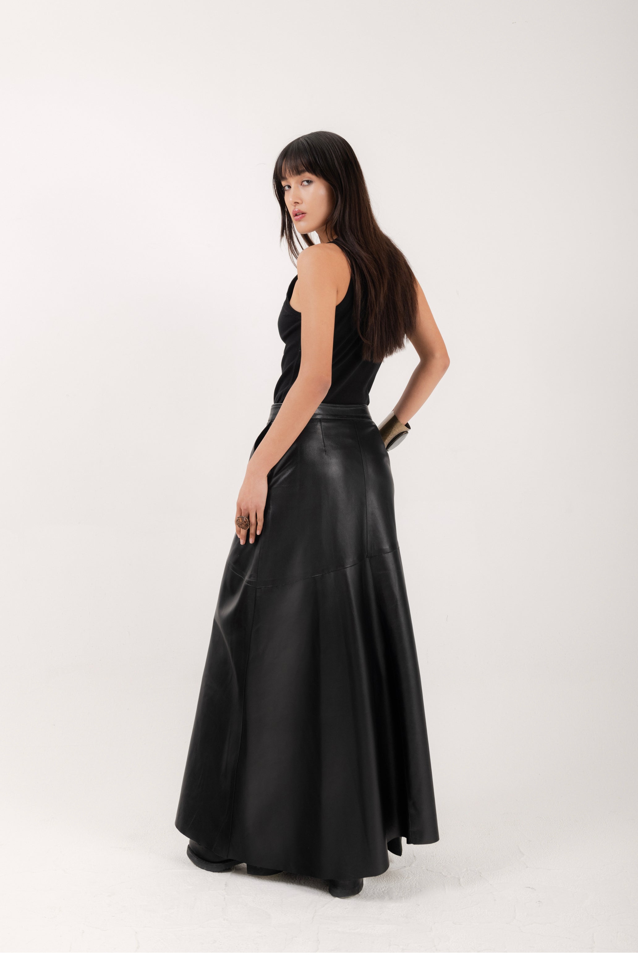 Gonna lunga in pelle colore nero