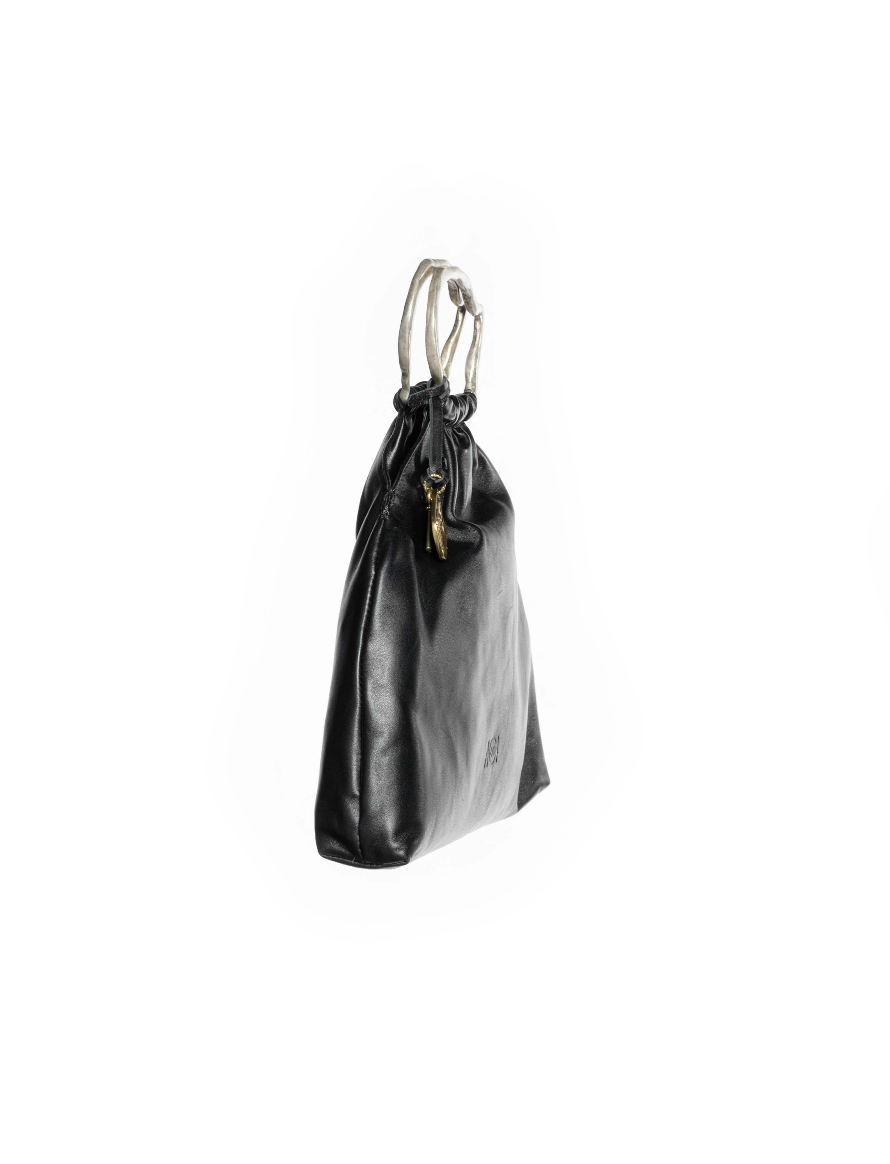 Bag pouch in pelle colore nero