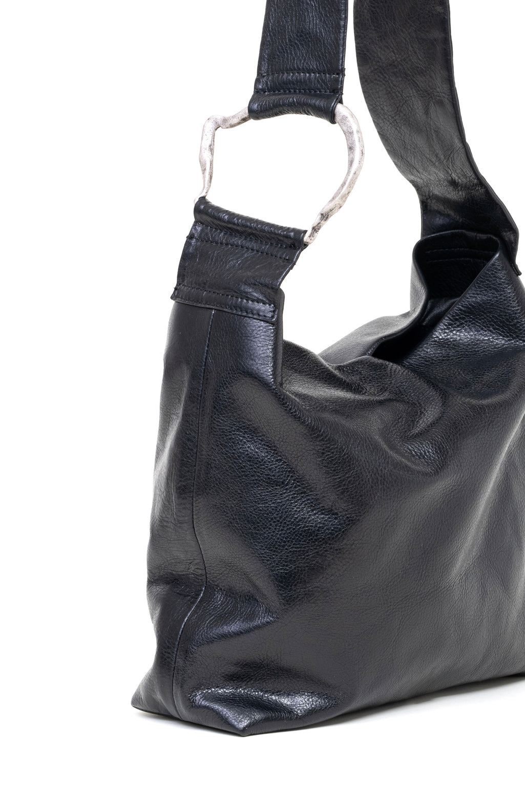 Borsa grande a tracolla in pelle colore nero