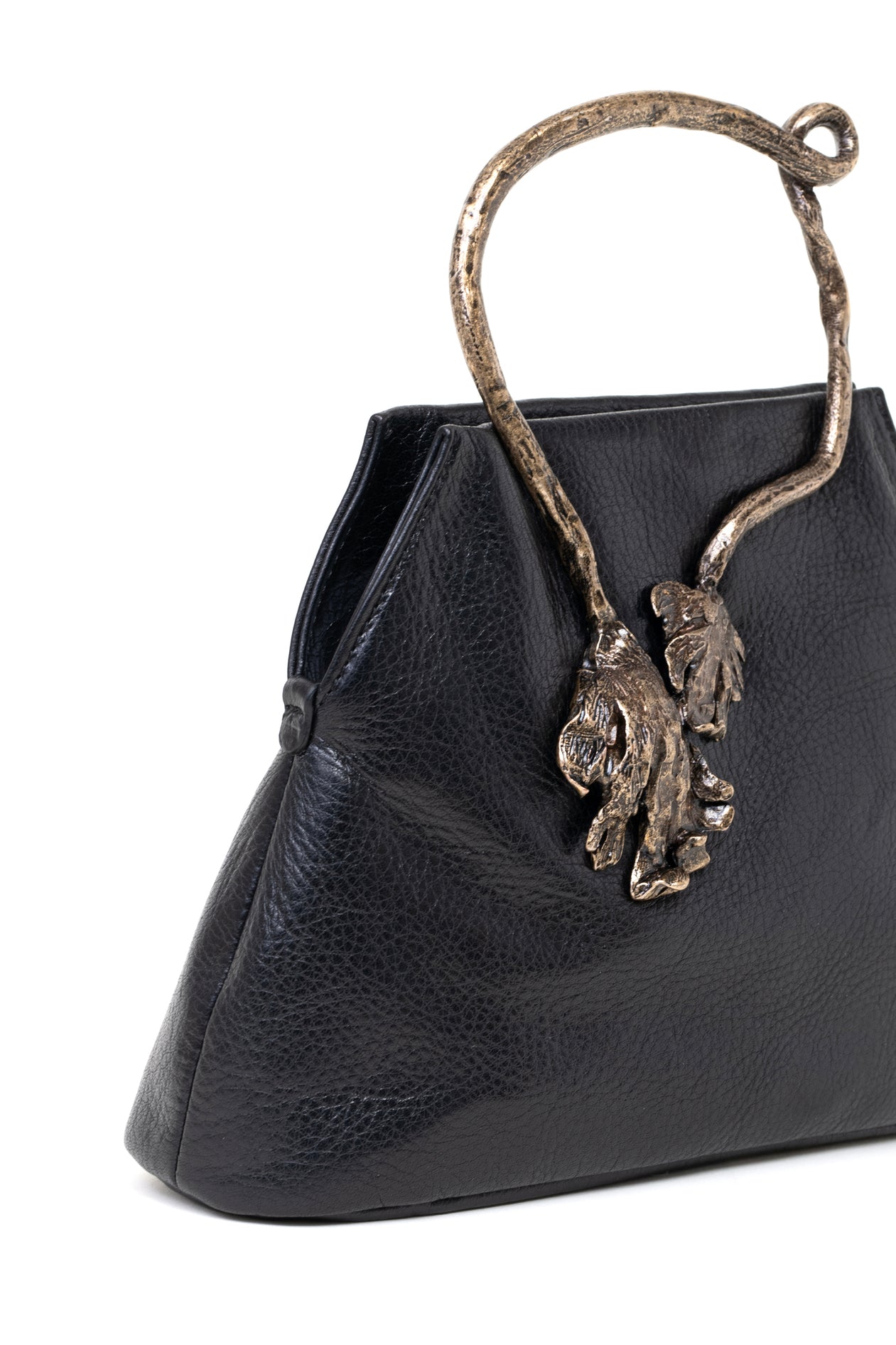 Mini bag in pelle colore nero con manico foglia