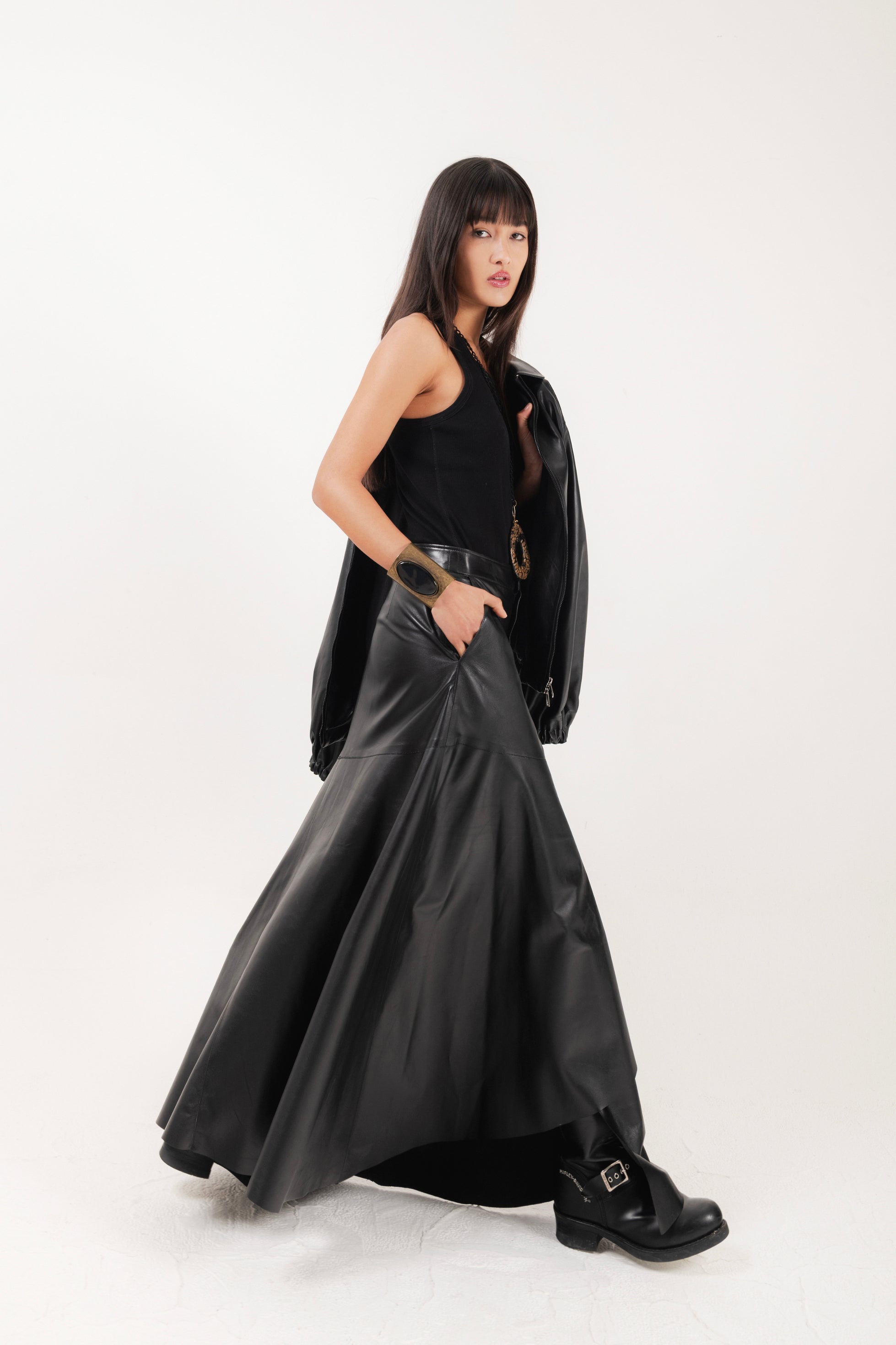 Gonna lunga in pelle colore nero