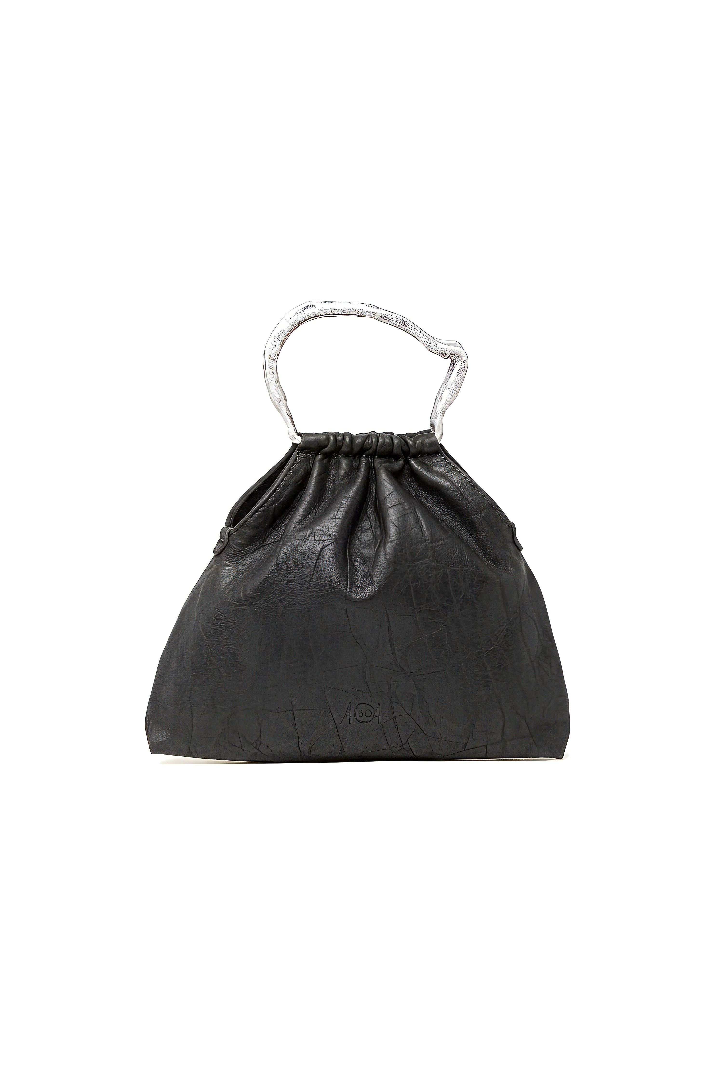 Mini bag pouch in pelle colore nero effetto stropicciato